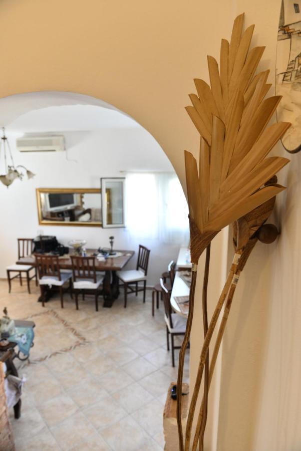 Κυκλαδίτικη Βίλα Στην Παραλία Αντώνηδες, Κύθνου Kythnos Exterior photo