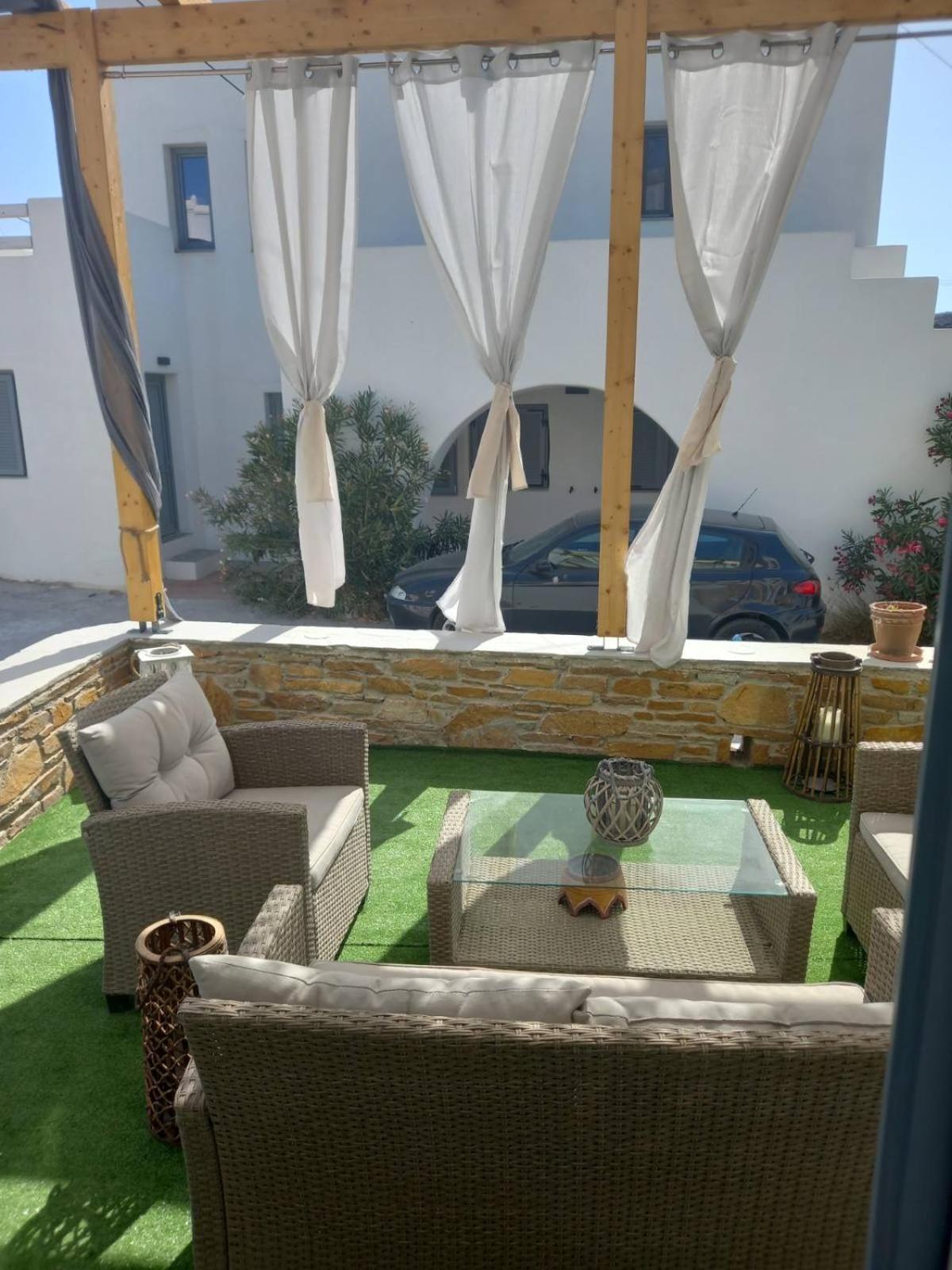 Κυκλαδίτικη Βίλα Στην Παραλία Αντώνηδες, Κύθνου Kythnos Exterior photo