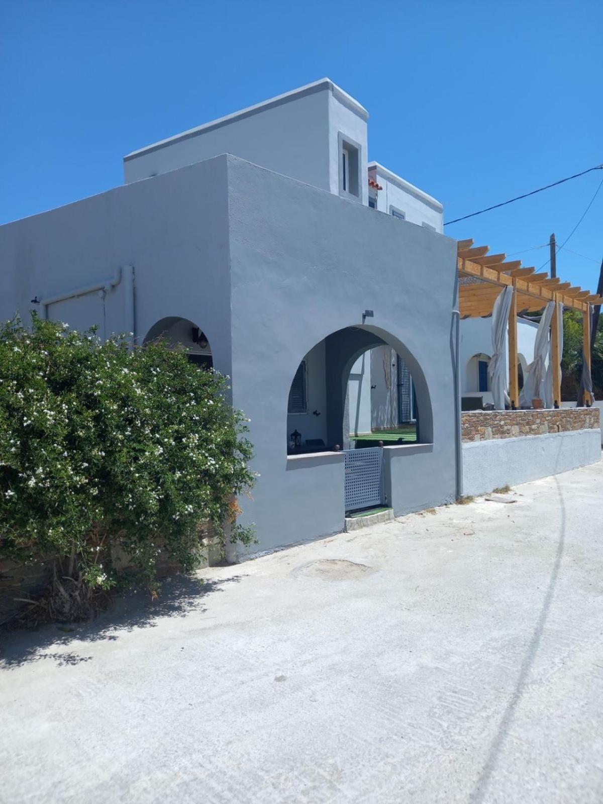 Κυκλαδίτικη Βίλα Στην Παραλία Αντώνηδες, Κύθνου Kythnos Exterior photo